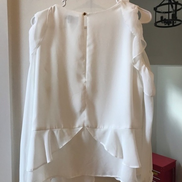 Asos White Ruffled Blouse‎ Cold Shoulder Tiered Long Sleeve Gold Buttons Size 10 - Picture 9 of 16